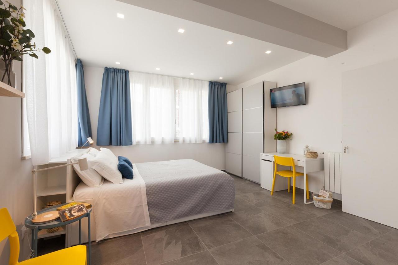 Nerissa Suites&Rooms Terrasini Εξωτερικό φωτογραφία