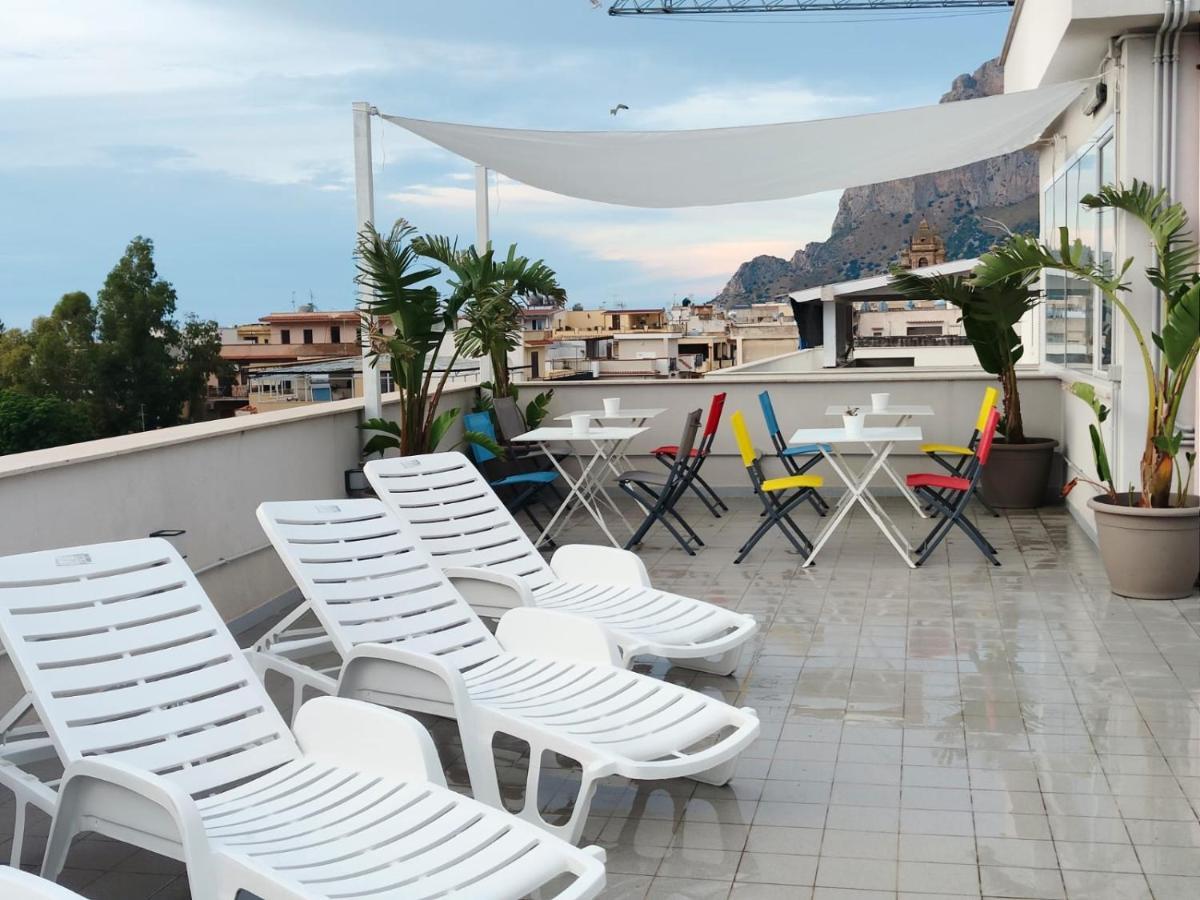 Nerissa Suites&Rooms Terrasini Εξωτερικό φωτογραφία
